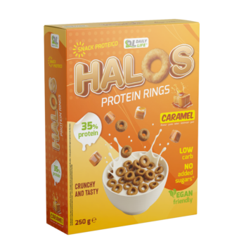 Confezione di cereali proteici Halos al caramello con una ciotola di latte e anelli croccanti che cadono all'interno.