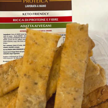 Focaccia-croccante-fit-proteica-600x945-1