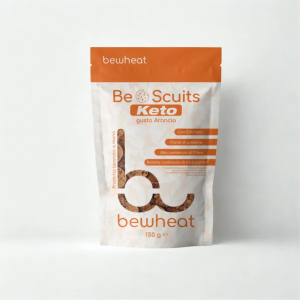 Biscotti Keto all'Arancia Bewheat Confezione da 150 grammi di biscotti keto al gusto arancia del marchio Bewheat su sfondo neutro.