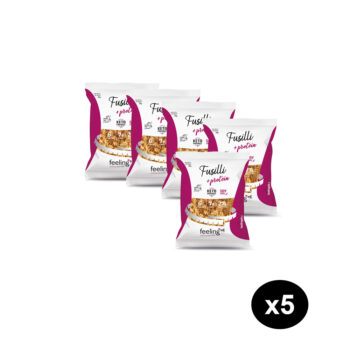 Cinque confezioni monoporzione di pasta Fusilli proteici Feeling Ok disposte a ventaglio con un cerchio nero che indica il numero 5.
